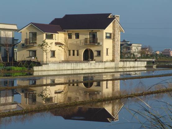 水田房屋